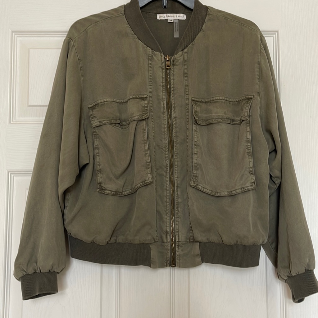 Young Fabulous And Broken: Women’s Bomber Jacket With Front Pockets Size M.